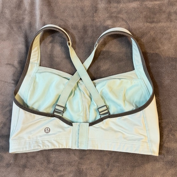 Lululemon Ta Ta Tamer III - Picture 3 of 7